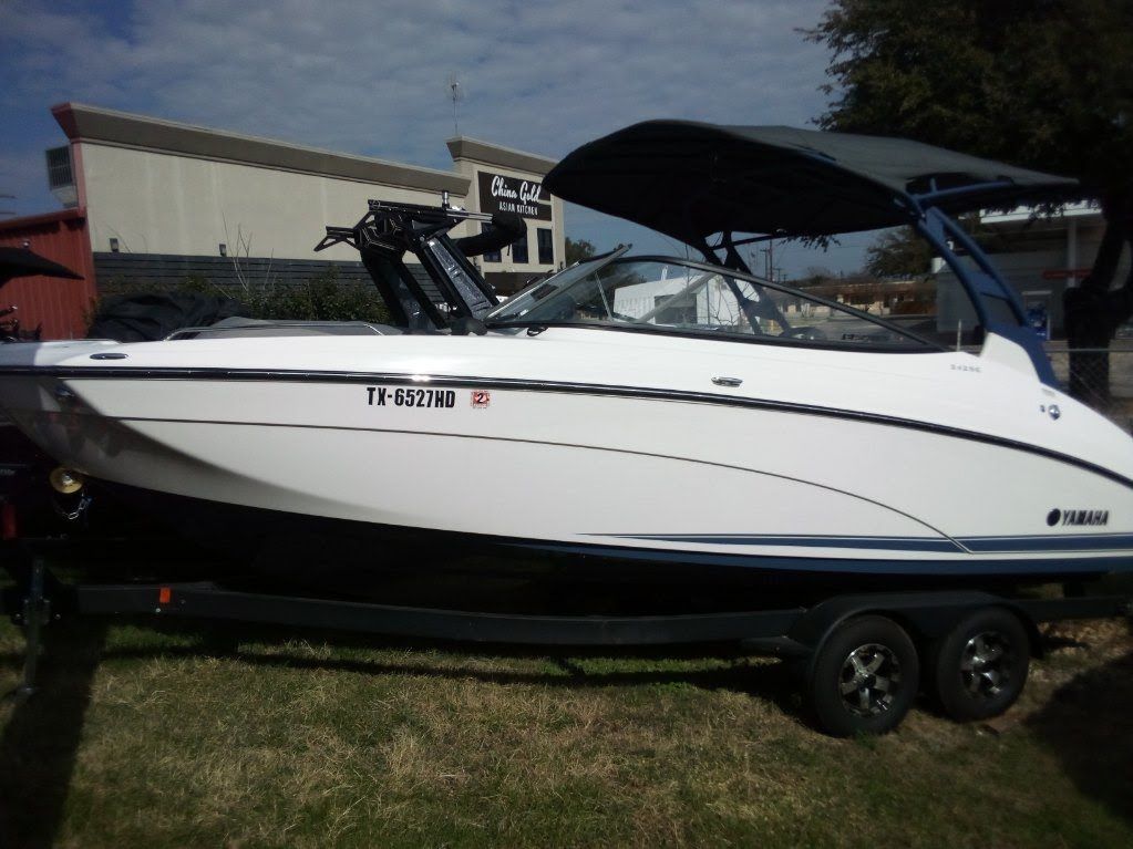 Picture of Used 2020 Yamaha 242 Limited S Eseries