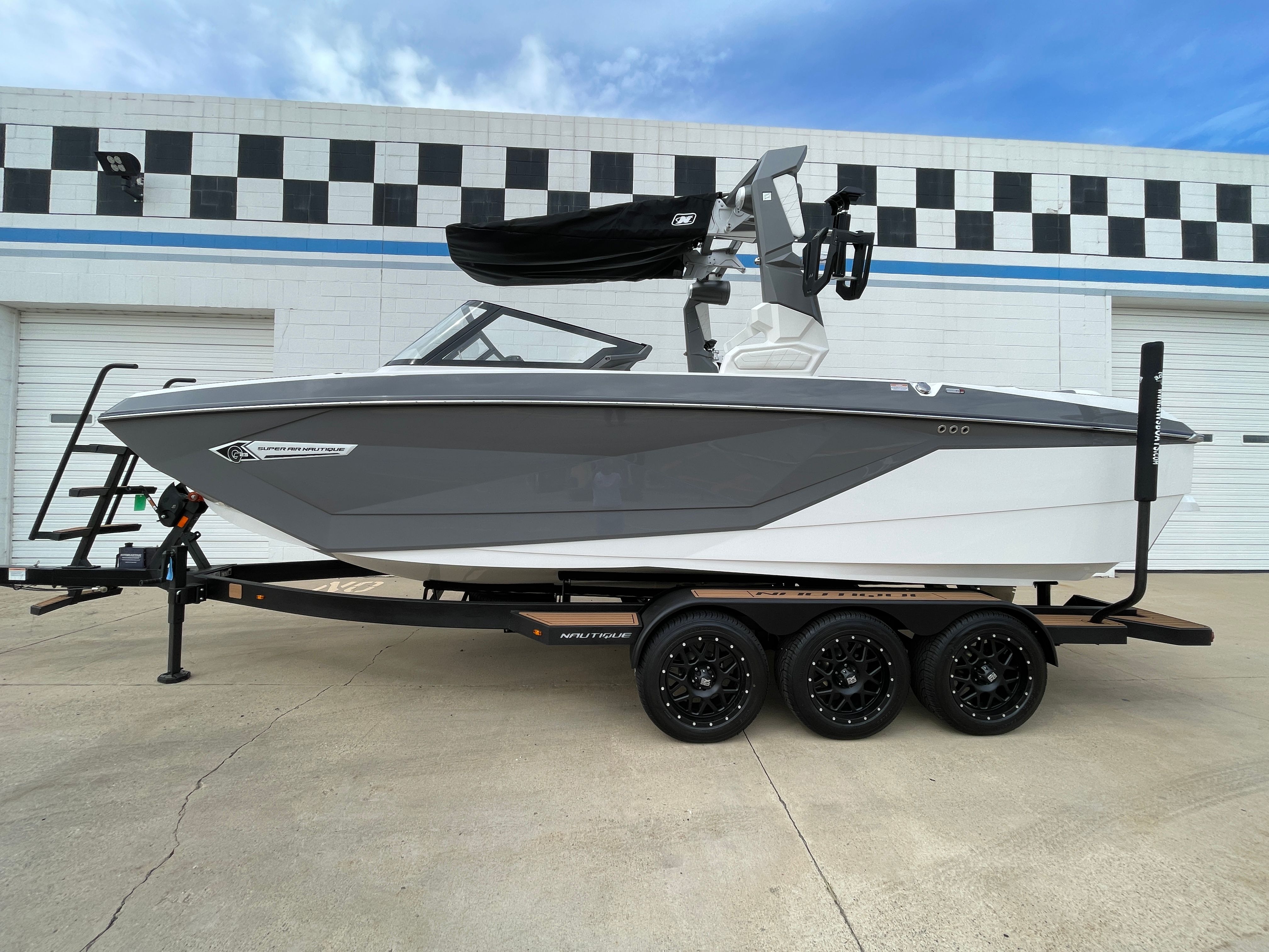 Picture of New 2022 Nautique G23