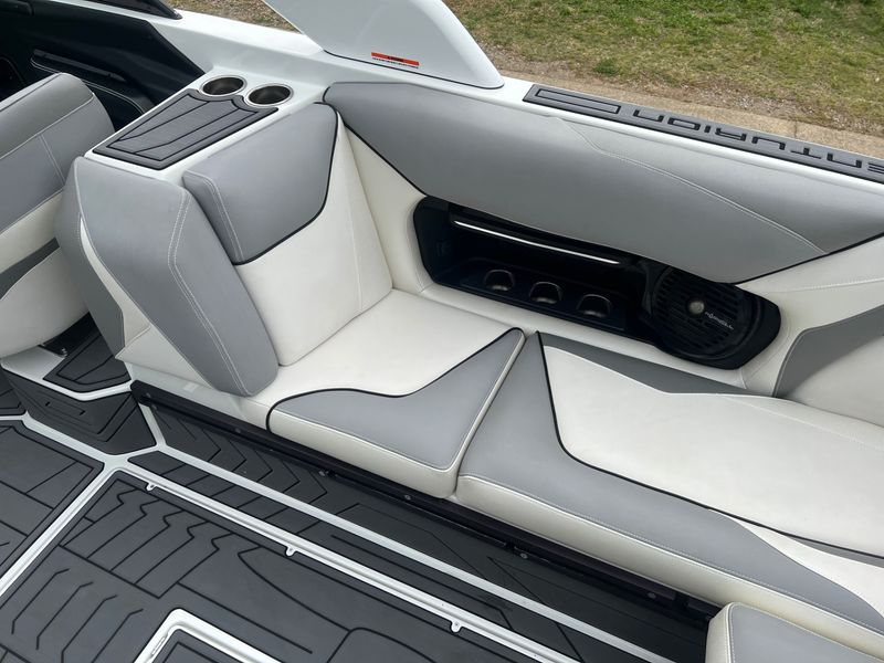 Used 2017 Centurion Ri237 For Sale Cleveland, TN Team Marine