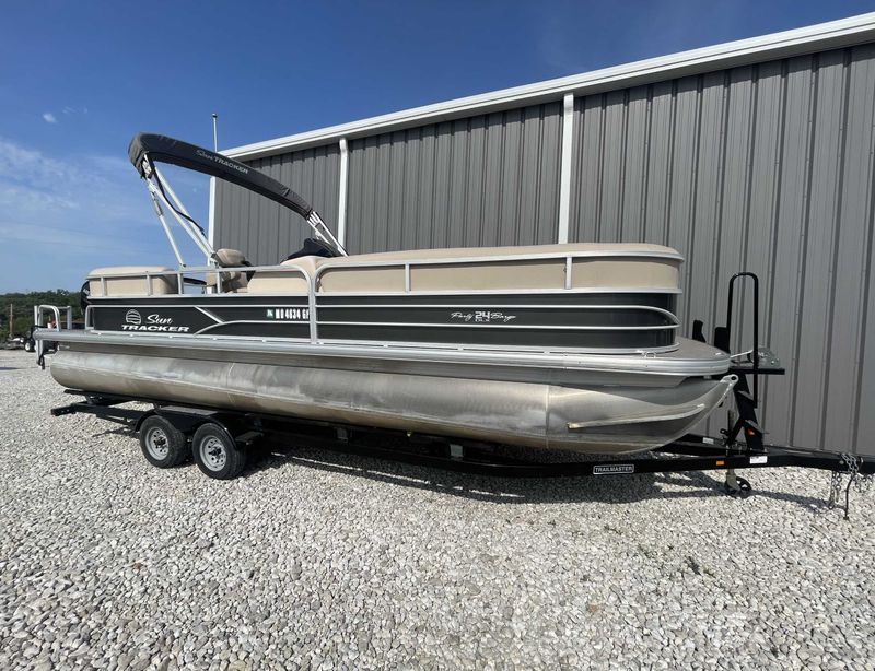 Pontoon Boats Missouri - New & Used Pontoon Boats for Sale