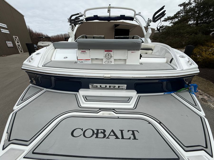 2022 Cobalt CS23 Surf, photo 18 of 30