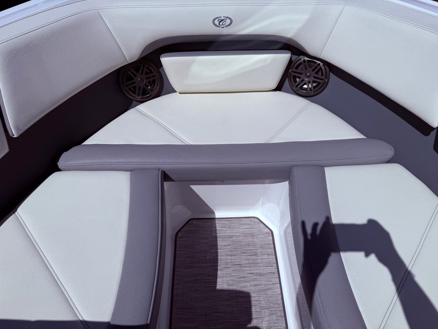 2022 Cobalt CS23 Surf, photo 12 of 30
