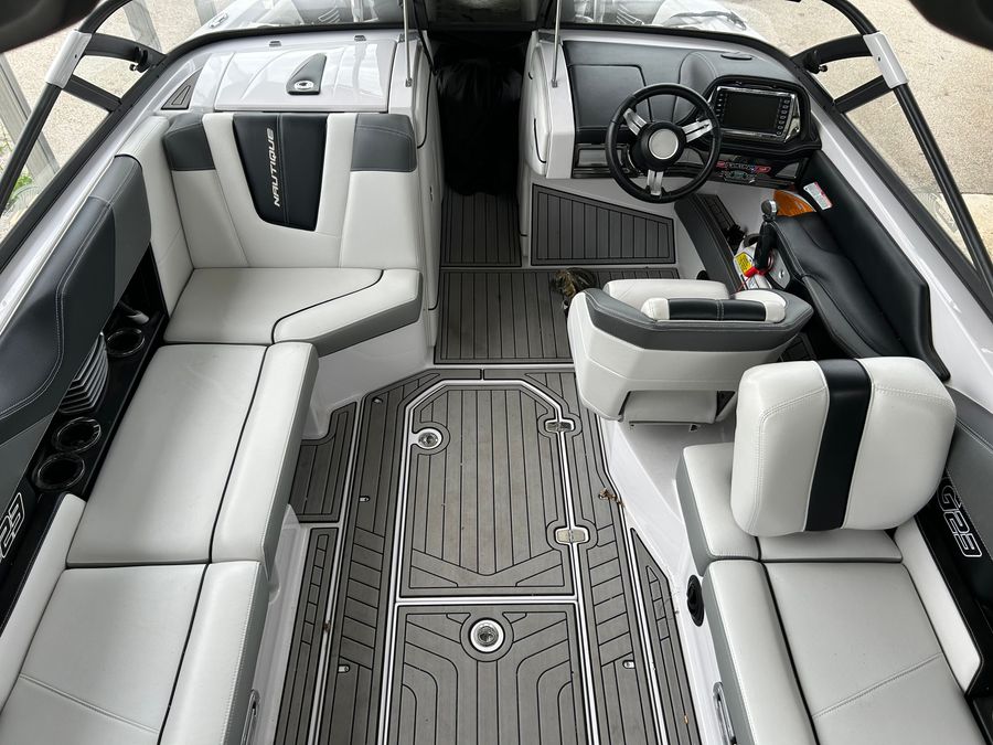 2015 Nautique Super Air Nautique G23, photo 6 of 16