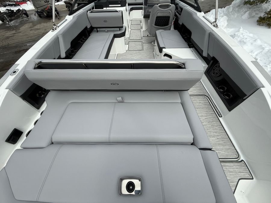 2026 Cobalt R8, photo 19 of 30