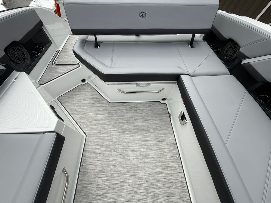 2026 Cobalt R8, photo 17 of 30