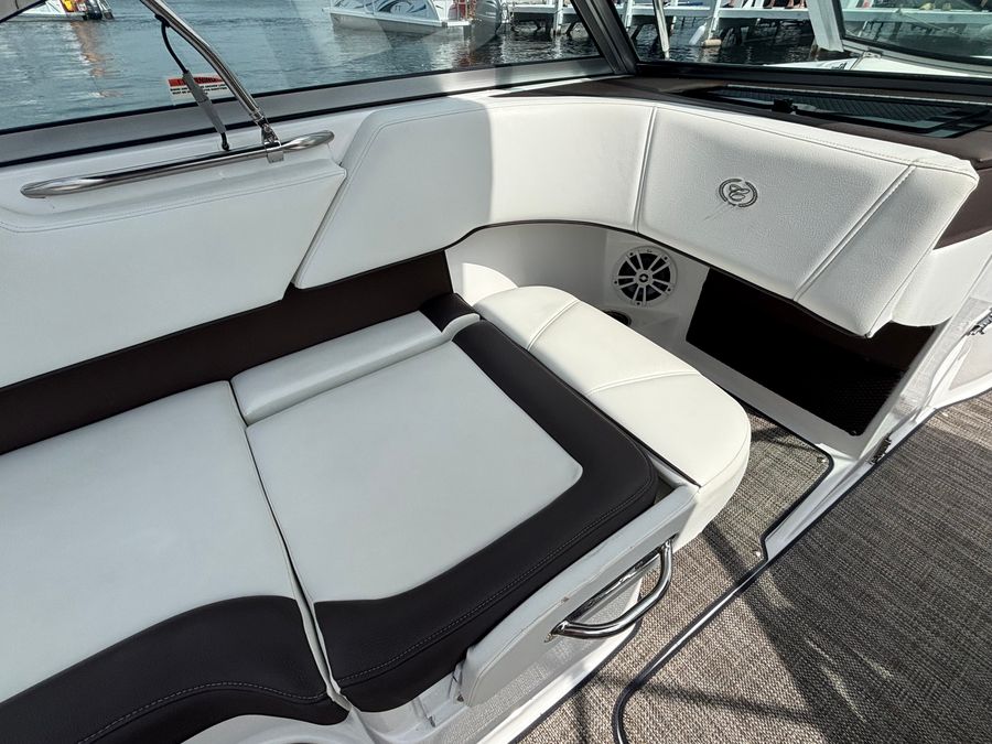 2024 Cobalt 220S, photo 6 of 17