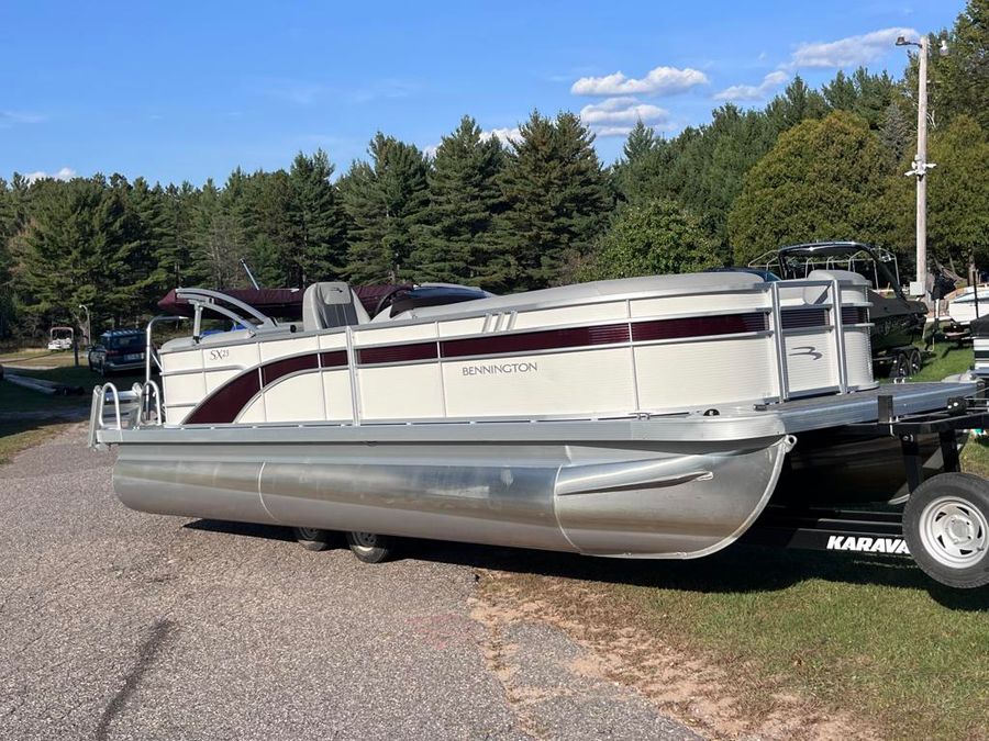 2024 Bennington 23SXSR, photo 9 of 30