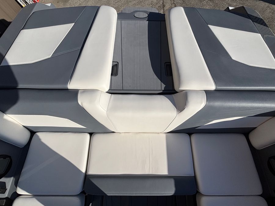 2027 Axis T250, photo 16 of 16
