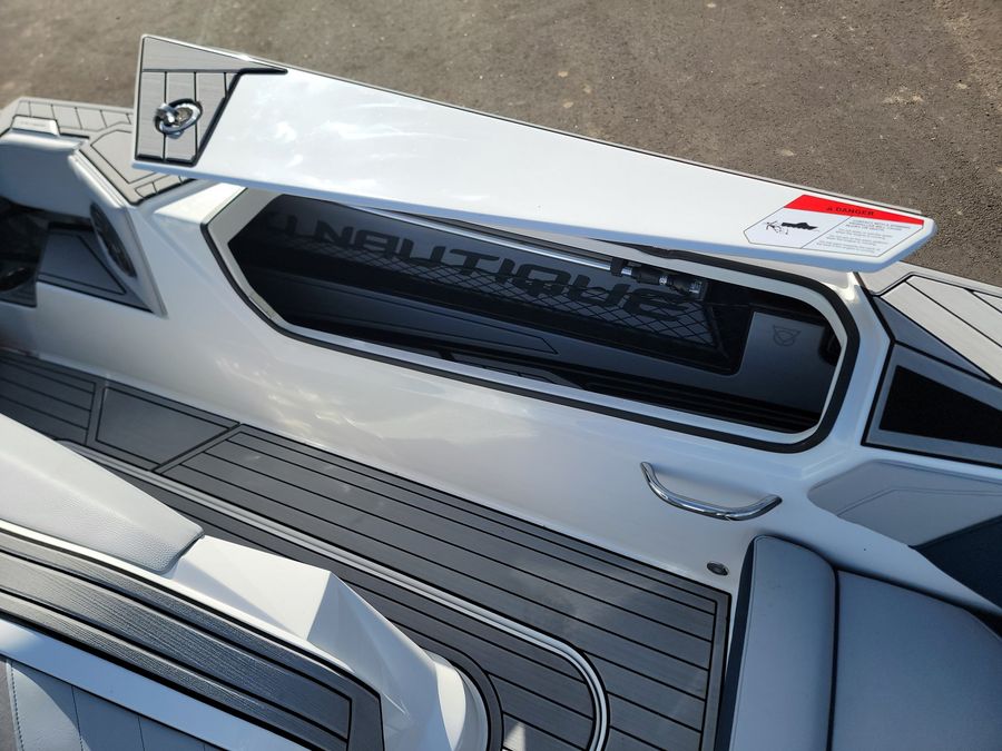 2024 Nautique Ski Closed Bow, photo 14 of 16