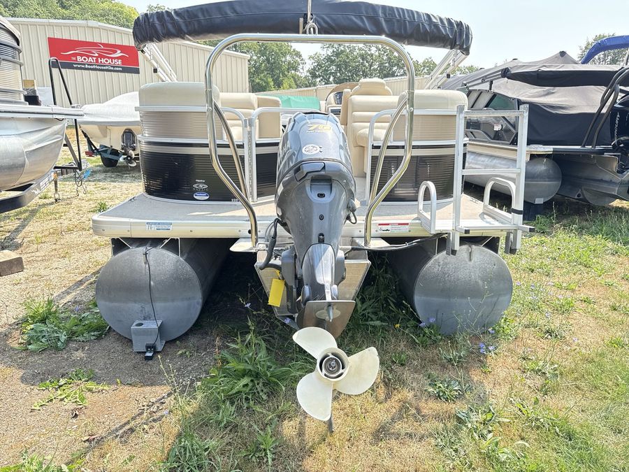 2012 Sweetwater 220SL, photo 6 of 22