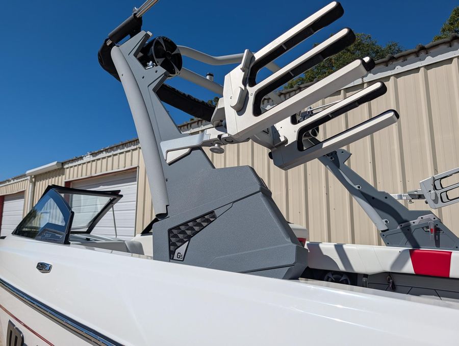 2021 Malibu LSV, photo 16 of 18