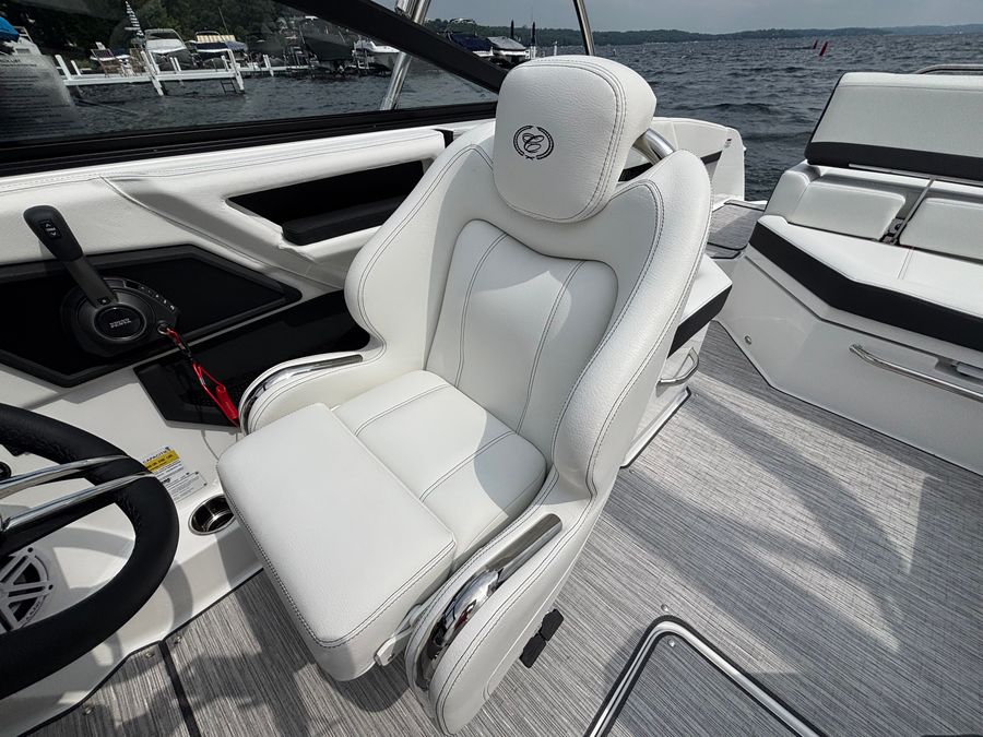 2027 Cobalt R4, photo 9 of 19