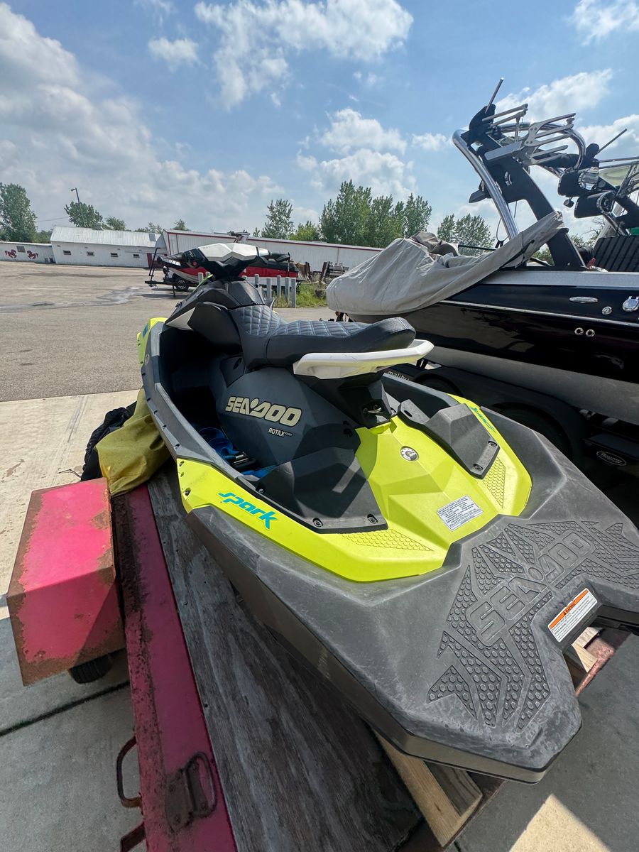 2018 Sea-Doo Spark, photo 5 of 5