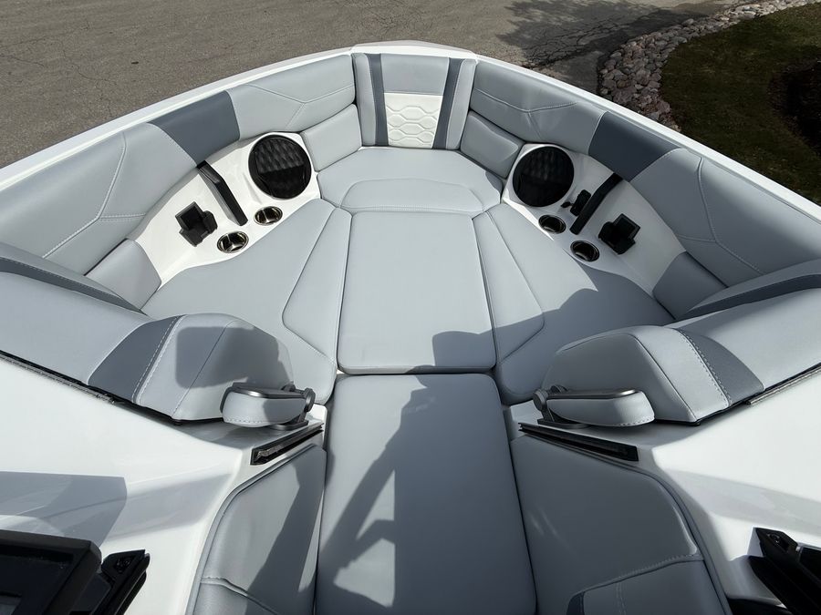 2026 Malibu 23LSV, photo 15 of 30