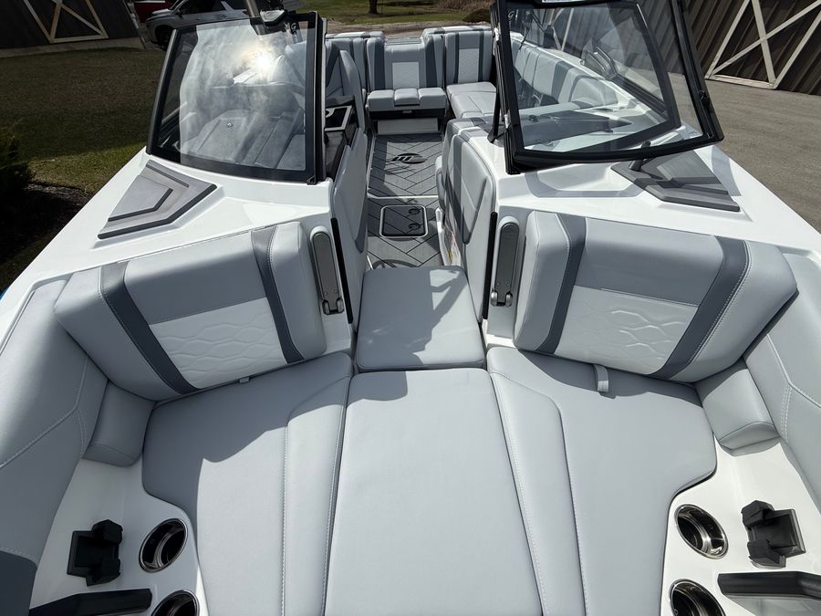2026 Malibu 23LSV, photo 16 of 30
