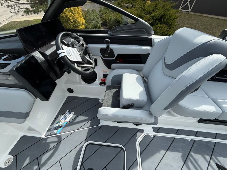 2026 Malibu 23LSV, photo 9 of 30