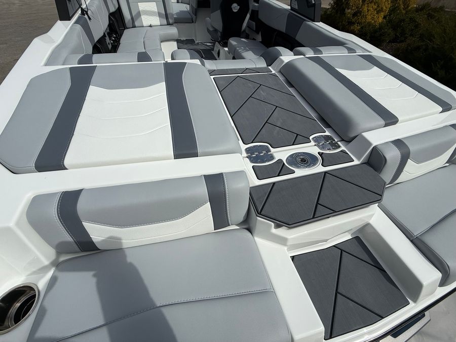 2026 Malibu 23LSV, photo 4 of 30