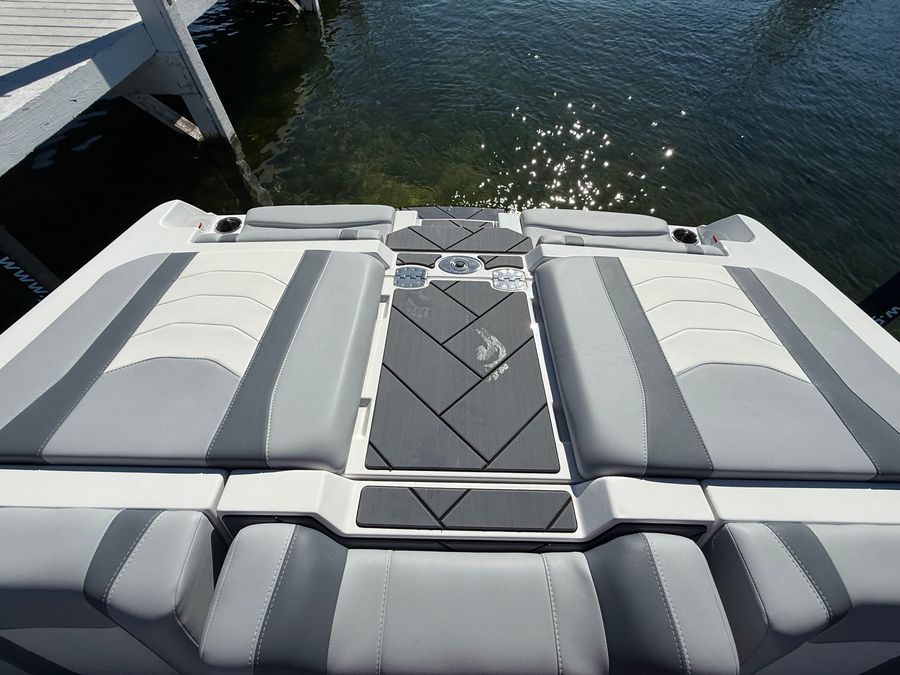 2026 Malibu 23LSV, photo 21 of 30