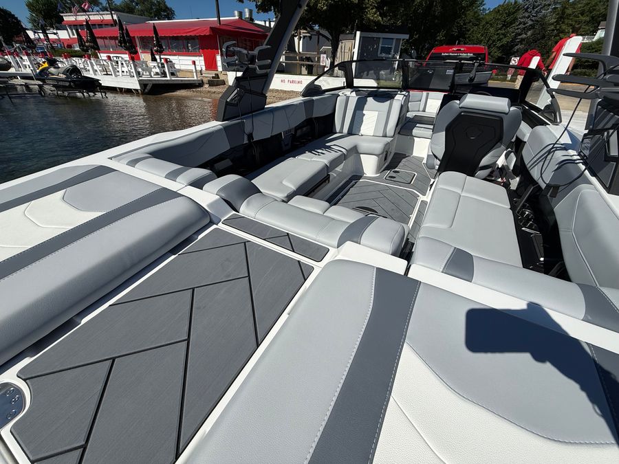 2026 Malibu 23LSV, photo 20 of 30