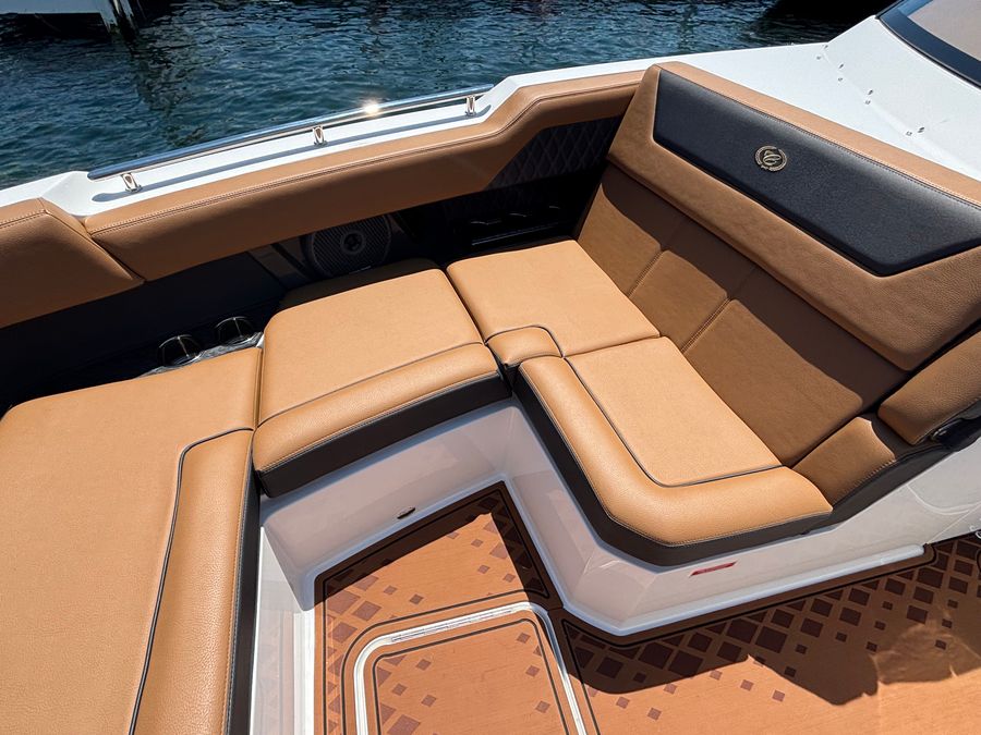 2026 Cobalt R31 Surf, photo 27 of 30