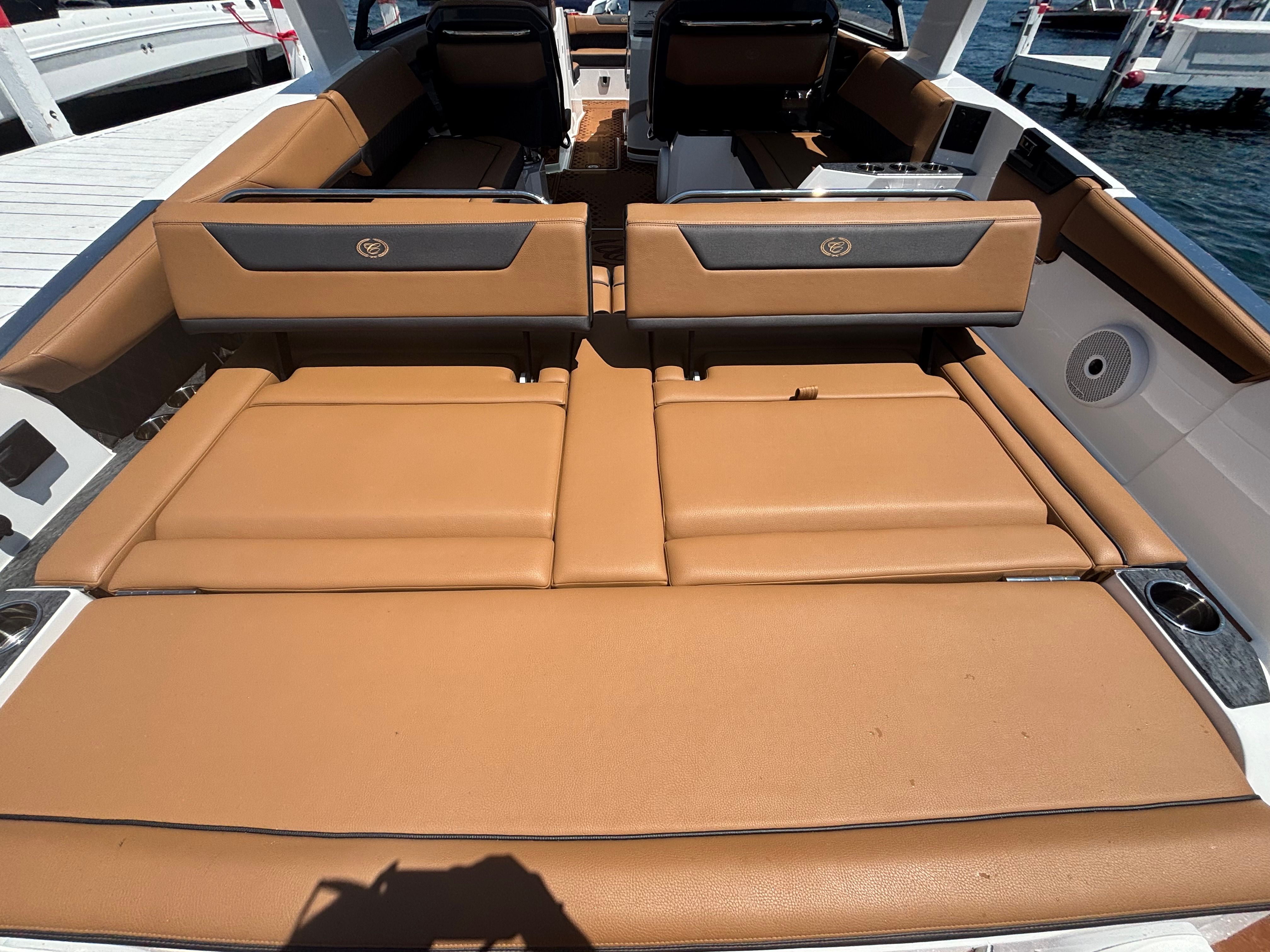 New 2026 31' Cobalt R31 Surf For Sale in Fontana on Lake Geneva