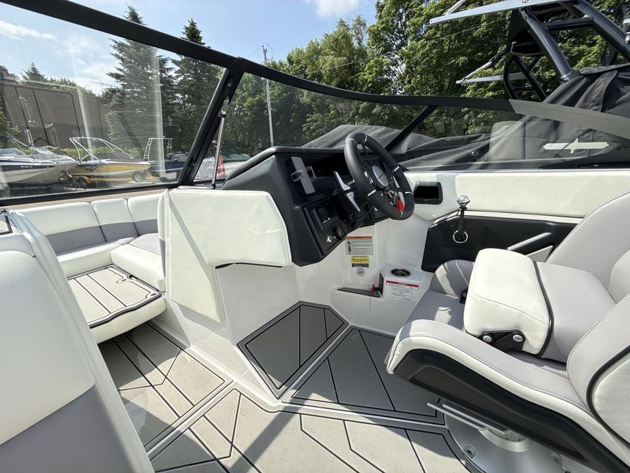 2026 Moomba Max, photo 9 of 23