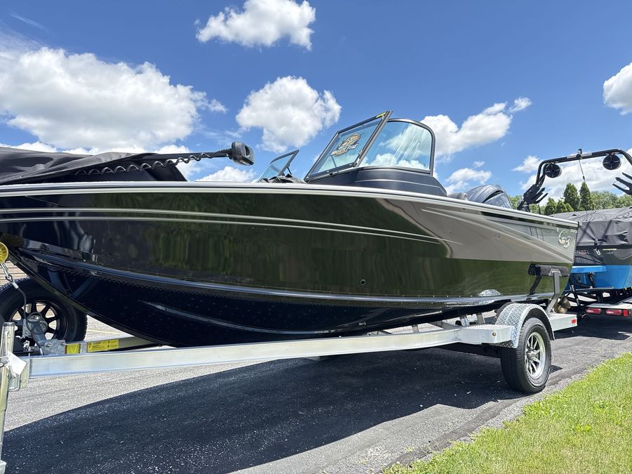 2026 G3 Boats Angler V1750 SF, photo 4 of 30