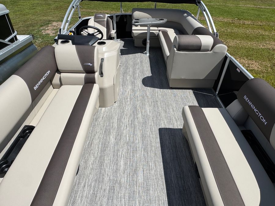 2027 Bennington 20SL, photo 9 of 24