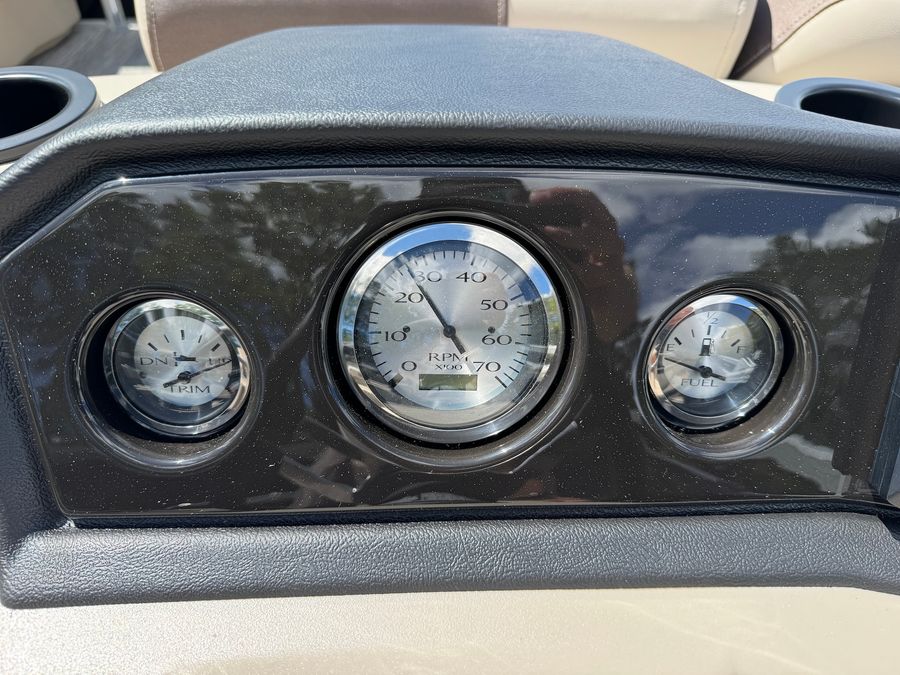 2027 Bennington 20SL, photo 17 of 24