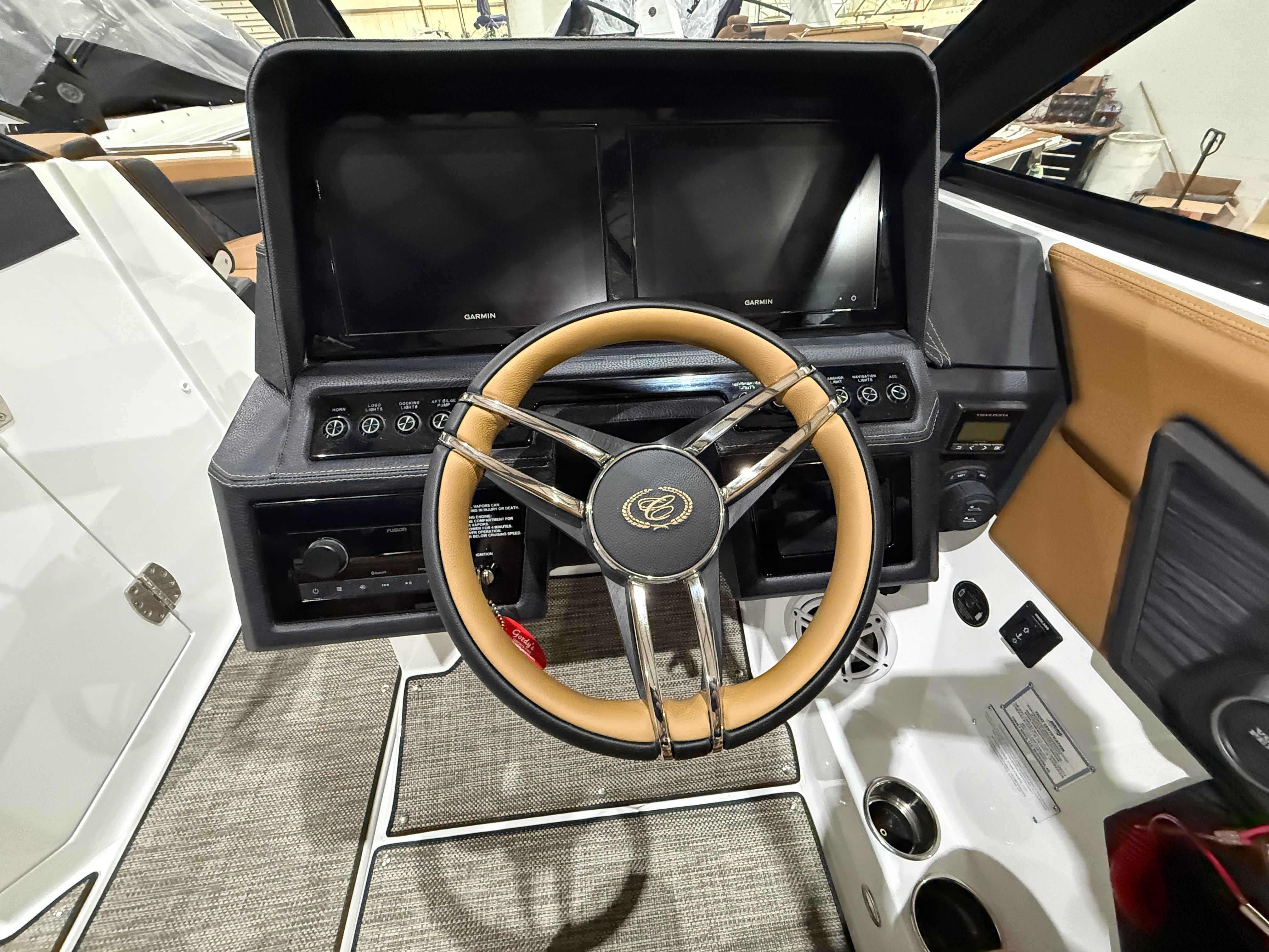 New 2026 28' Cobalt R8 For Sale in Fontana on Lake Geneva, WI