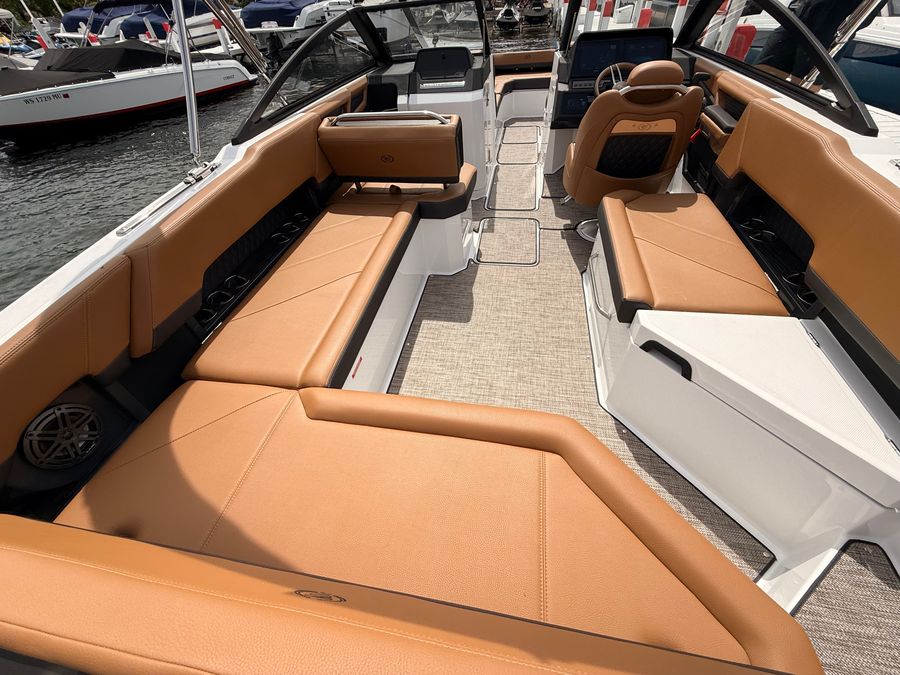 2026 Cobalt R8, photo 3 of 30