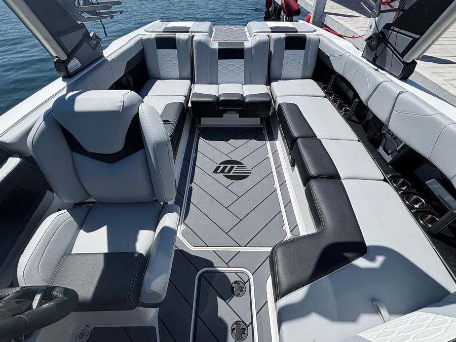 2026 Malibu 23LSV, photo 16 of 17