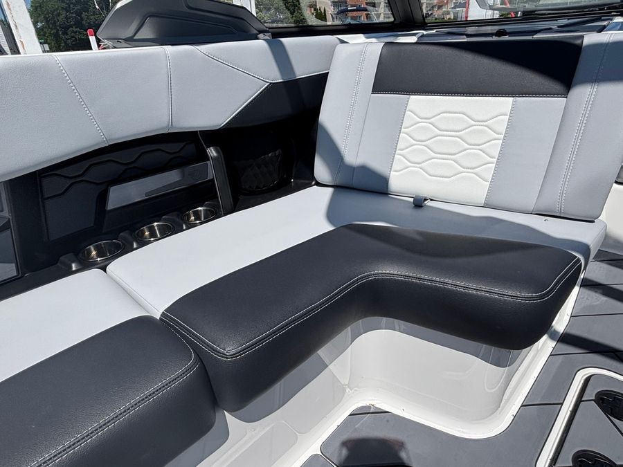2026 Malibu 23LSV, photo 7 of 17