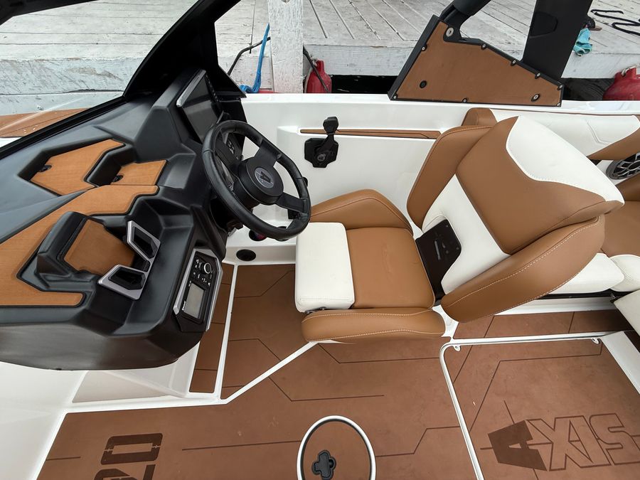 2023 Axis A20, photo 8 of 20