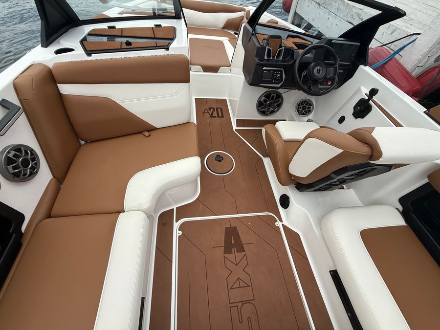 2023 Axis A20, photo 13 of 20