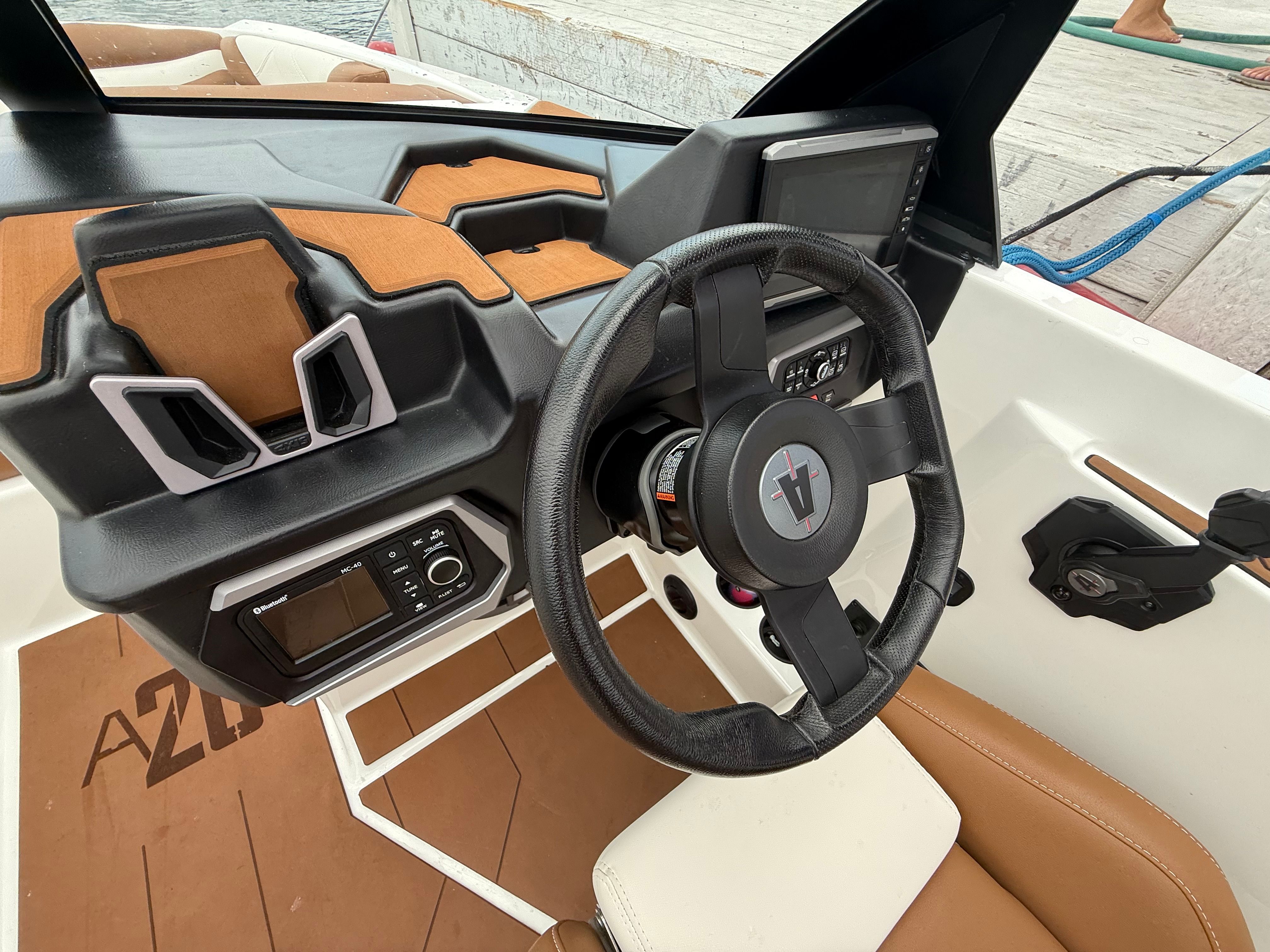 Used 2023 20' Axis A20 For Sale in Fontana on Lake Geneva, WI