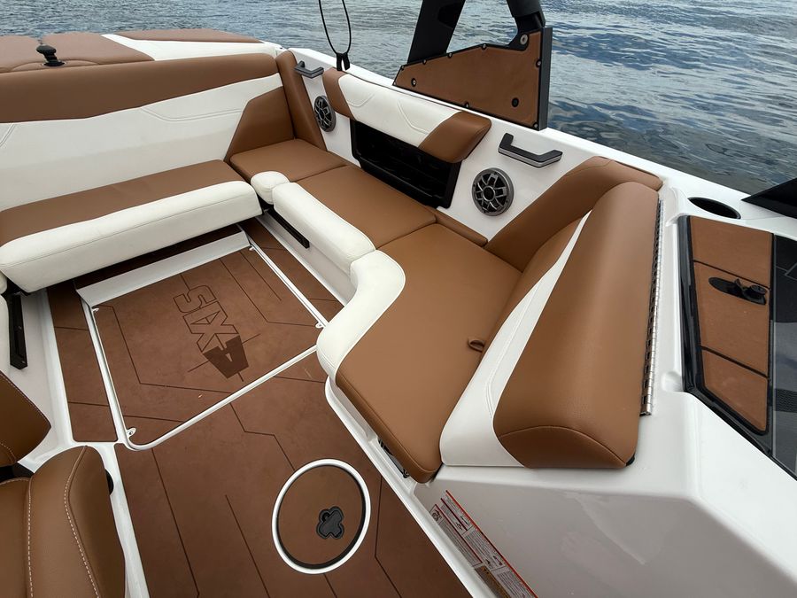 2023 Axis A20, photo 11 of 20