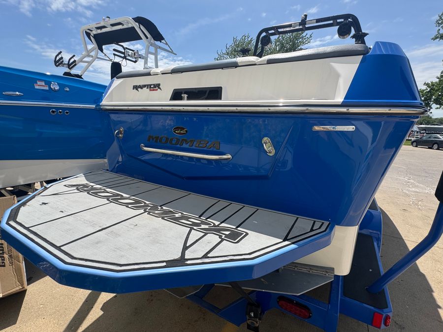 2018 Moomba Max, photo 11 of 21