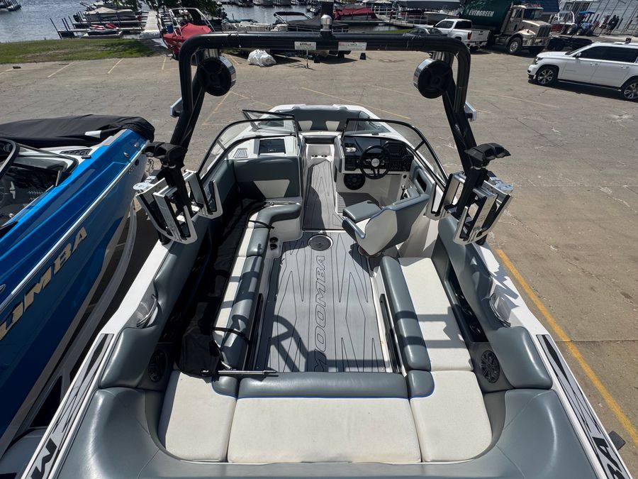2018 Moomba Max, photo 14 of 21