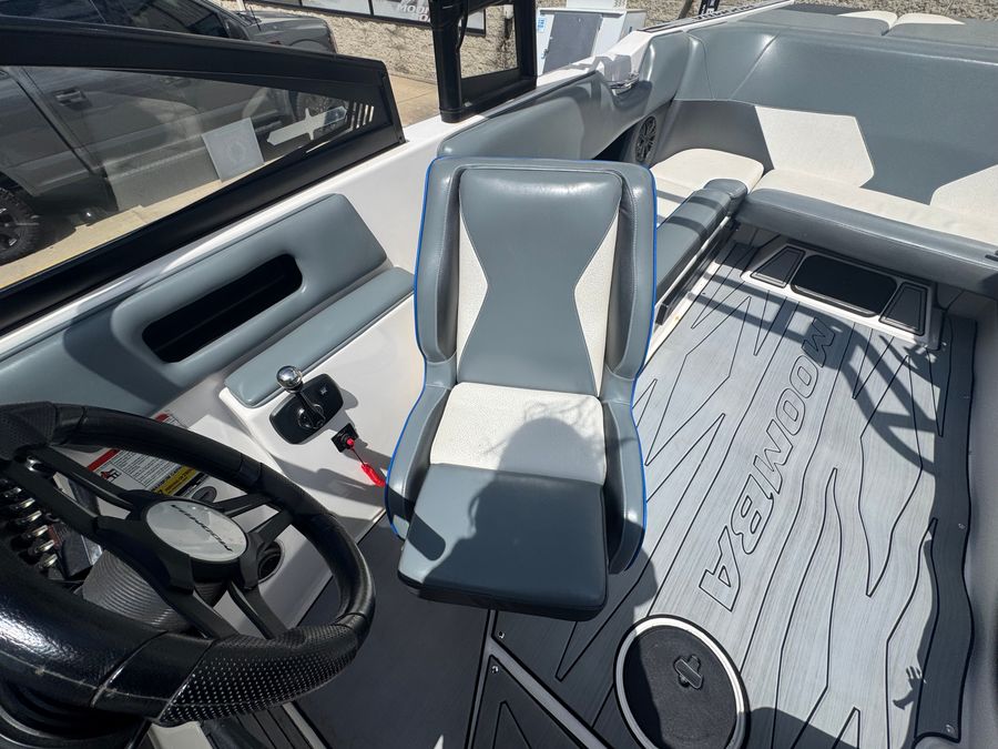 2018 Moomba Max, photo 7 of 21