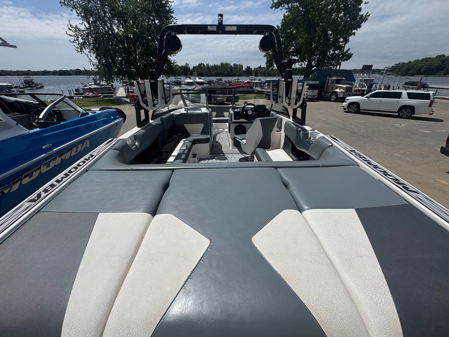 2018 Moomba Max, photo 13 of 21