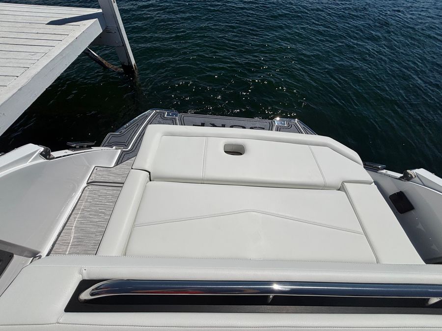 2026 Cobalt R8 Surf, photo 19 of 19