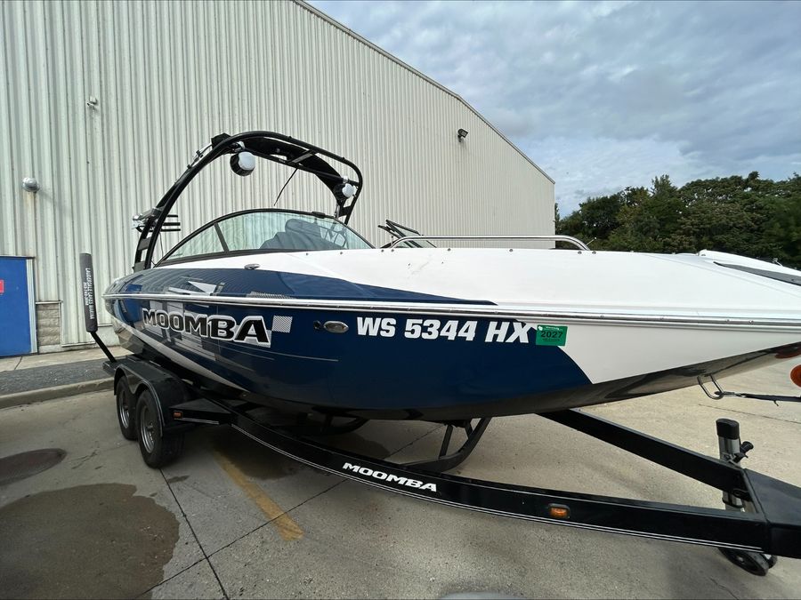 2012 Moomba Mojo 2.5, photo 4 of 21