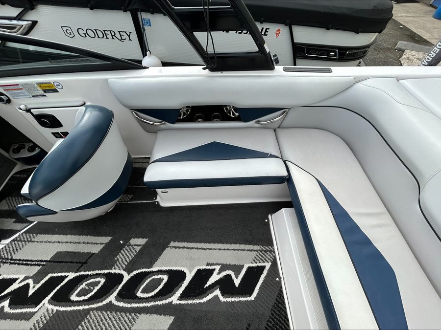 2012 Moomba Mojo 2.5, photo 9 of 21