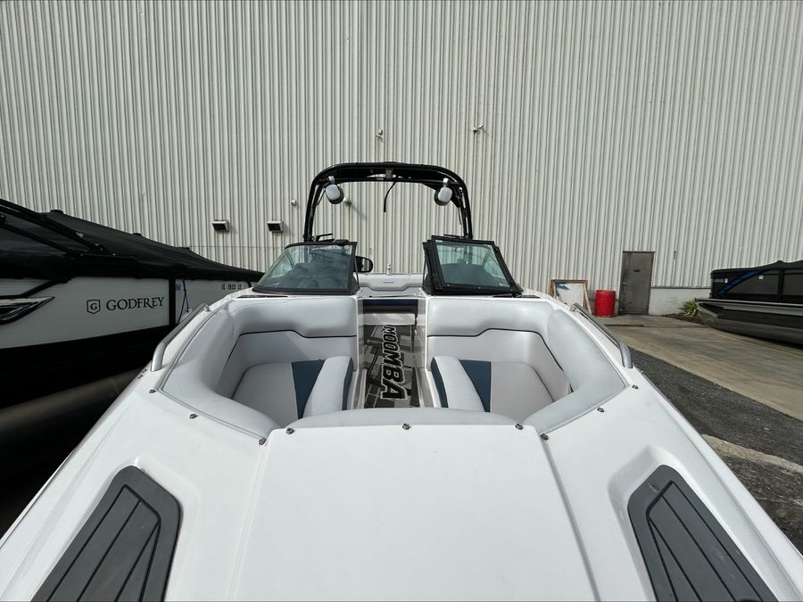 2012 Moomba Mojo 2.5, photo 3 of 21