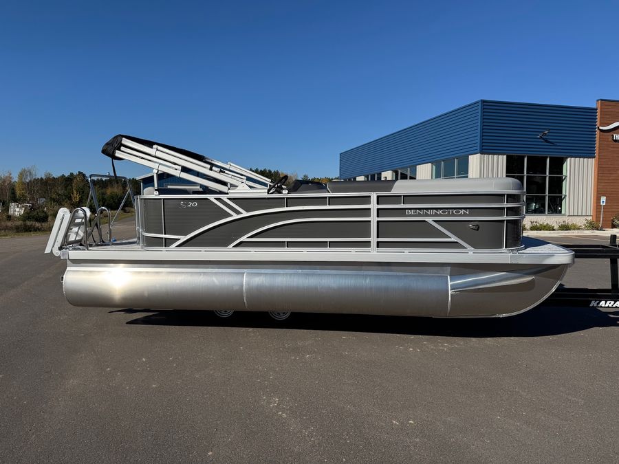 2027 Bennington 20S1L, photo 1 of 22