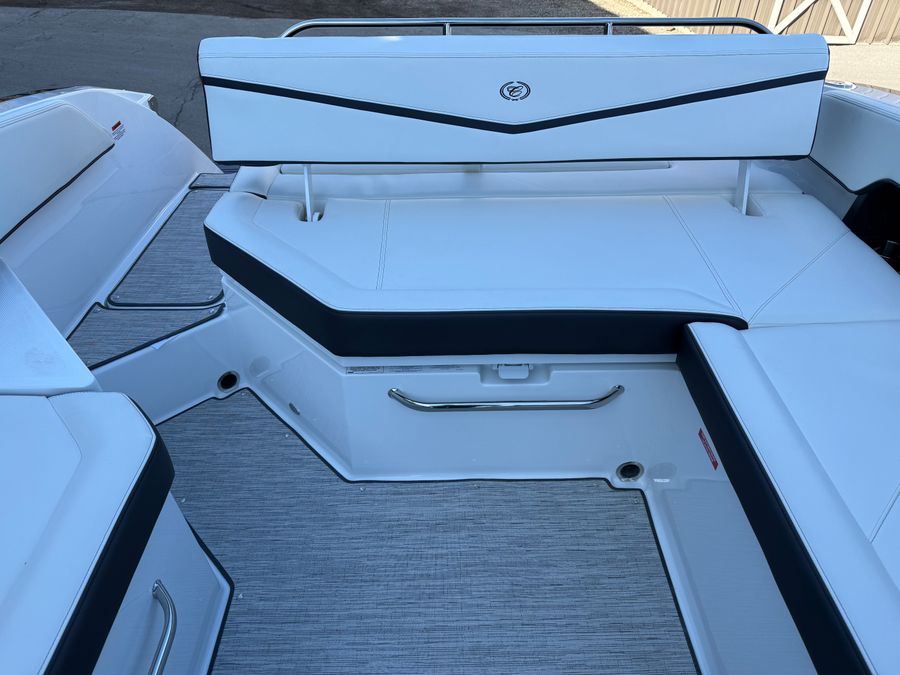 2026 Cobalt R6 Surf, photo 25 of 30