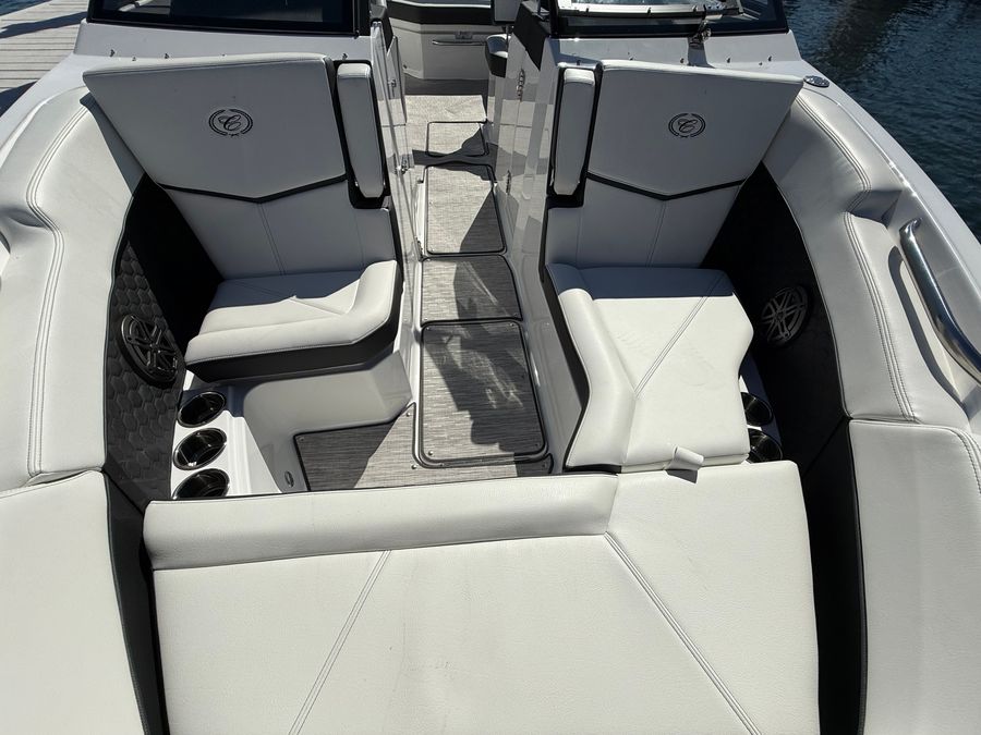 2026 Cobalt R6 Surf, photo 19 of 30