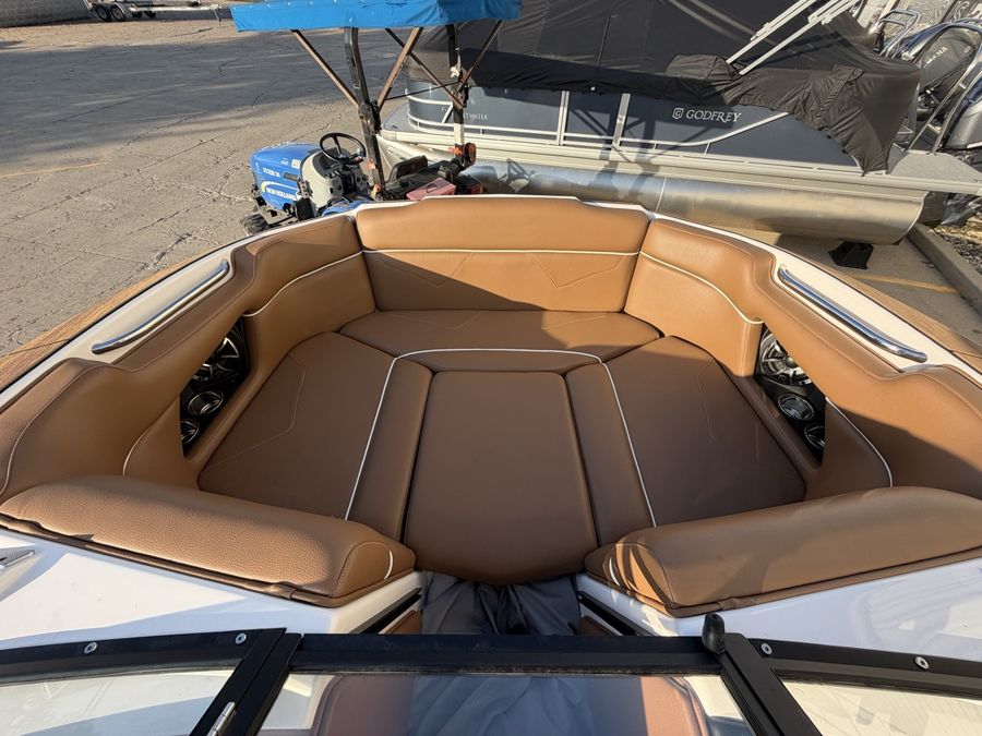 2022 Moomba Kaiyen, photo 11 of 15