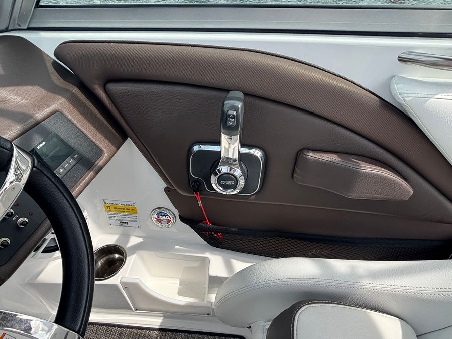 2024 Cobalt 220S, photo 11 of 20